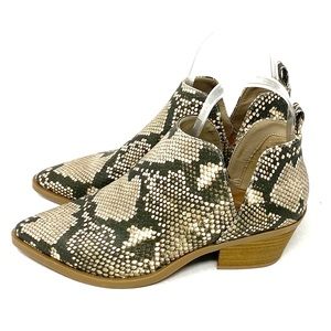 Universal Thread Booties